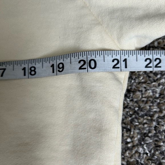 BKYS Lucky Charm cream colored crewneck sweatshirt size medium - Picture 4 of 9